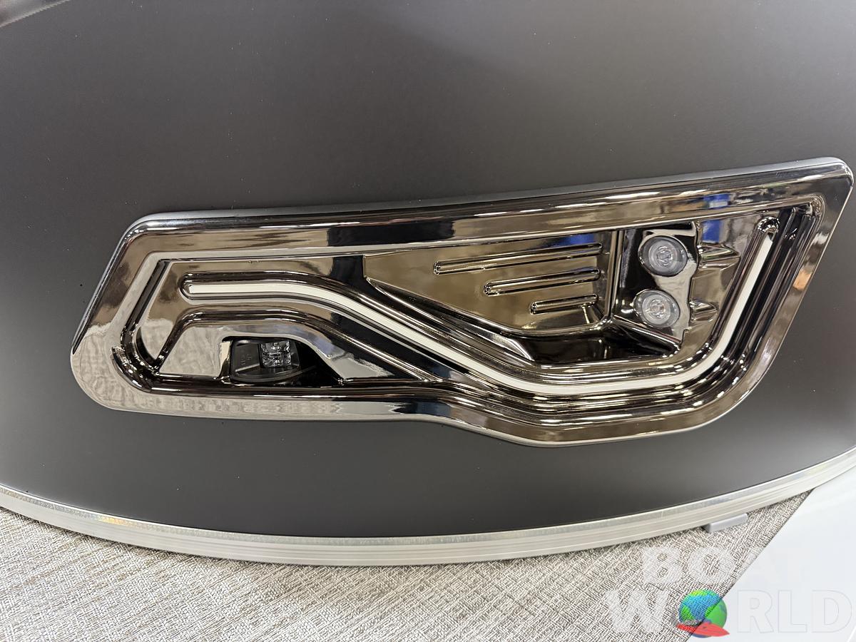 2025 Tahoe Pontoons LTZ 2385 Swingback (VRL) Tritoon & Honda 4-Stroke EFI