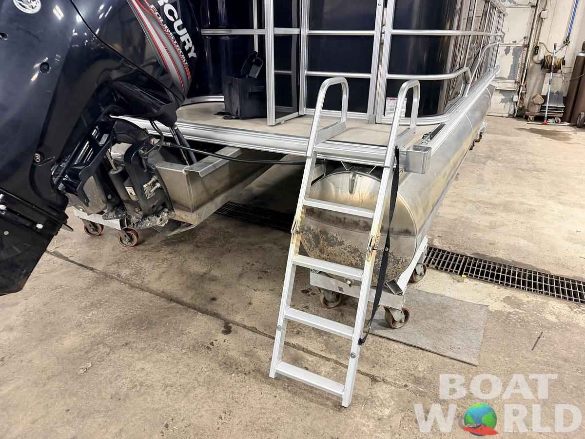 Used 2015 Sylvan Mirage 820 & 90HP Mercury 4Stroke - $21,995