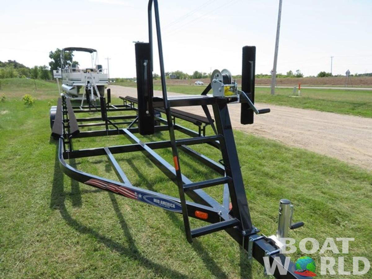 2025 Mid America 26' PT26T Pontoon Bunk Tandem Axle IN STOCK Trailer