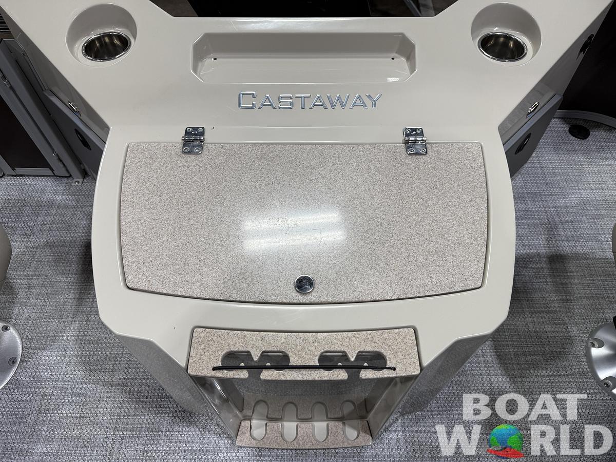 Used 2016 Premier 220 Castaway