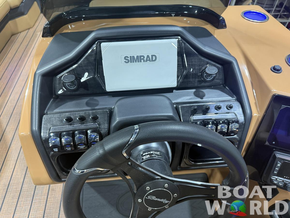 2026 Bentley Pontoons Elite 253 Admiral 350HP Quad Lounge Tritoon