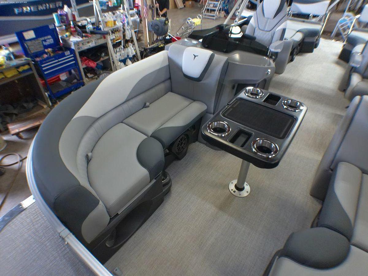 2025 Tahoe Pontoons LTZ 2385 Quad Lounge Shift SS & Honda 4-Stroke EFI