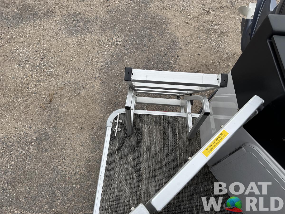 Used 2021 Sweetwater  2086 FX Pontoon