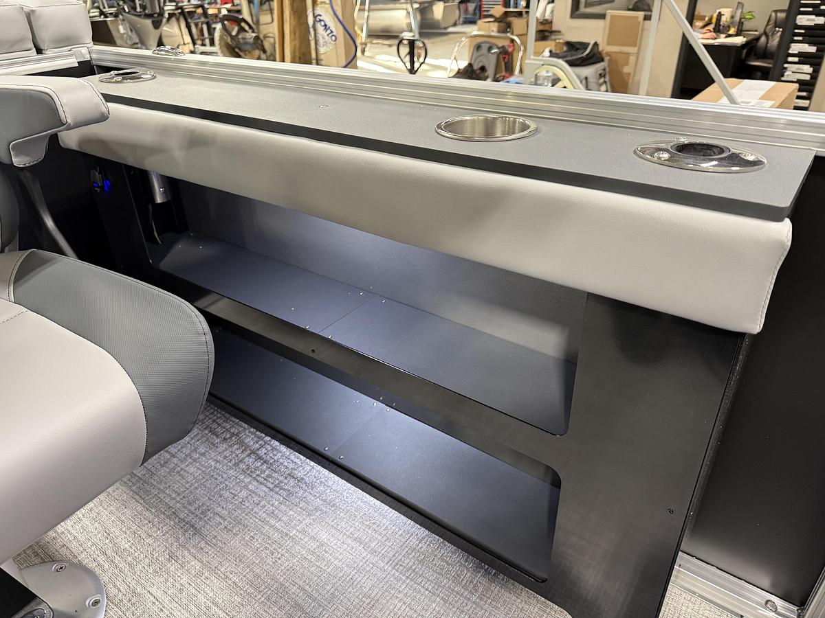 2025 Tahoe Pontoons GEOfish 2385 Rear Fish Tritoon & Honda 4-Stroke EFI