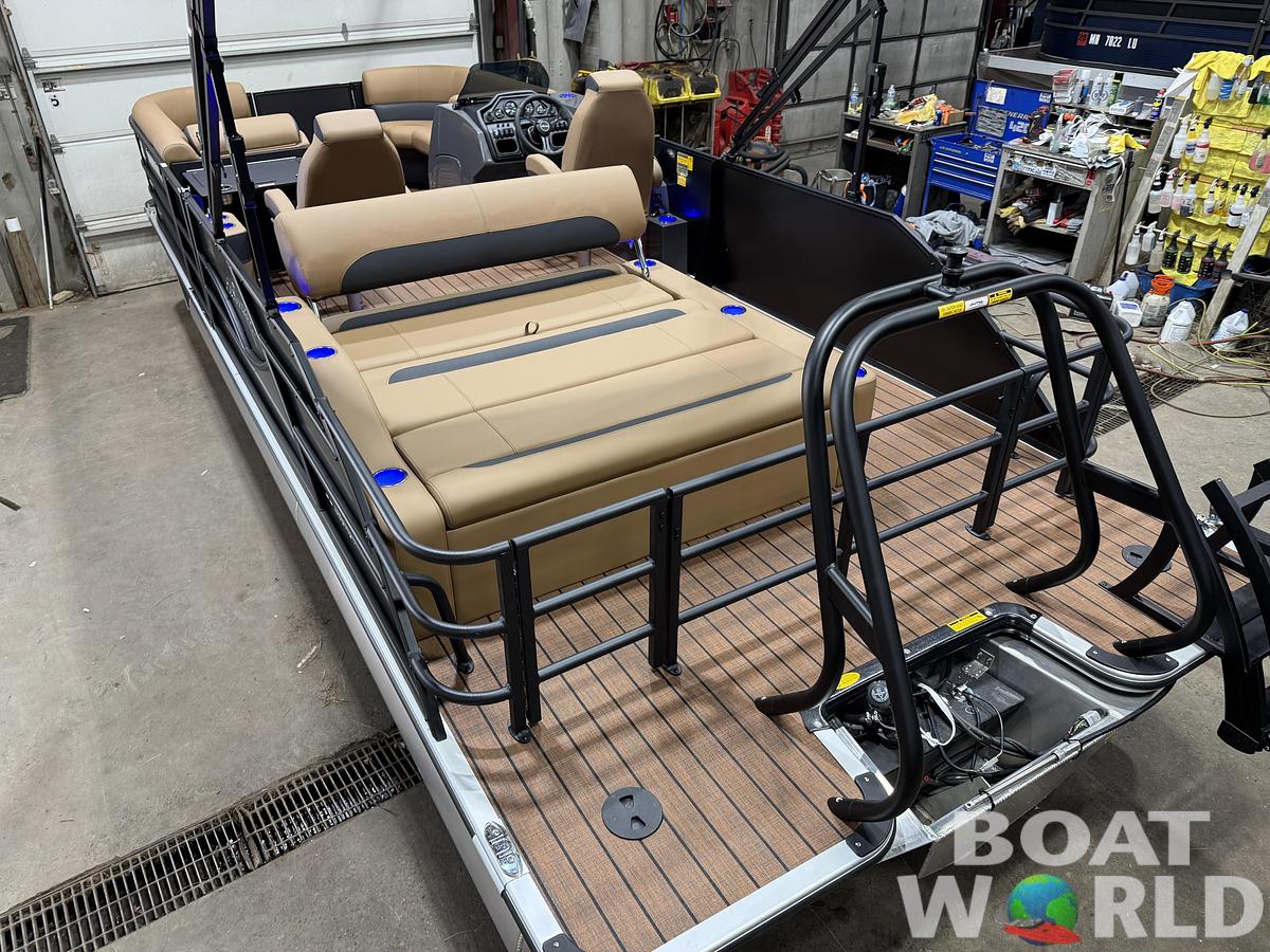 2027 Bentley Legacy 220 Swingback Pontoon & 4-Stroke Outboard $44995