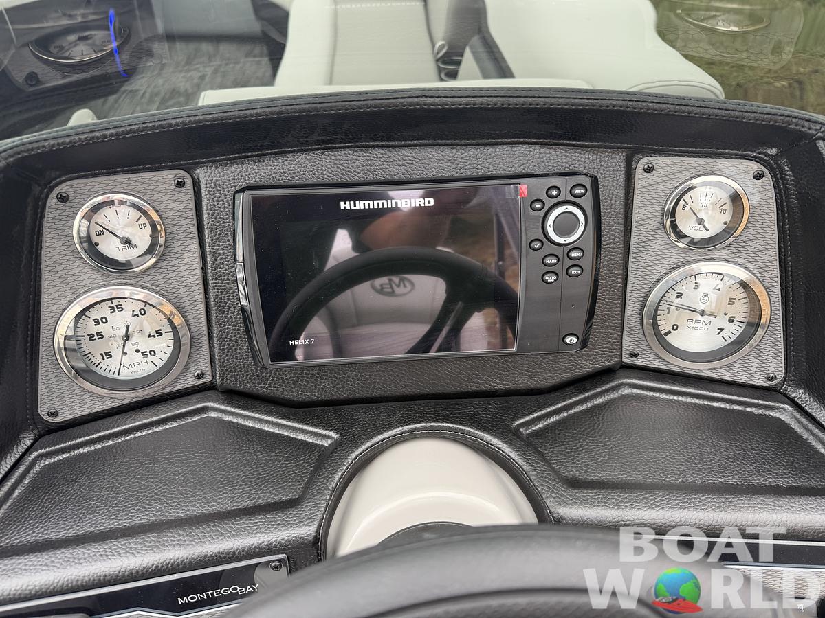 2025 Montego Bay 8522 Fish & Cruise Tritoon & Honda 150HP 4-Stroke EFI