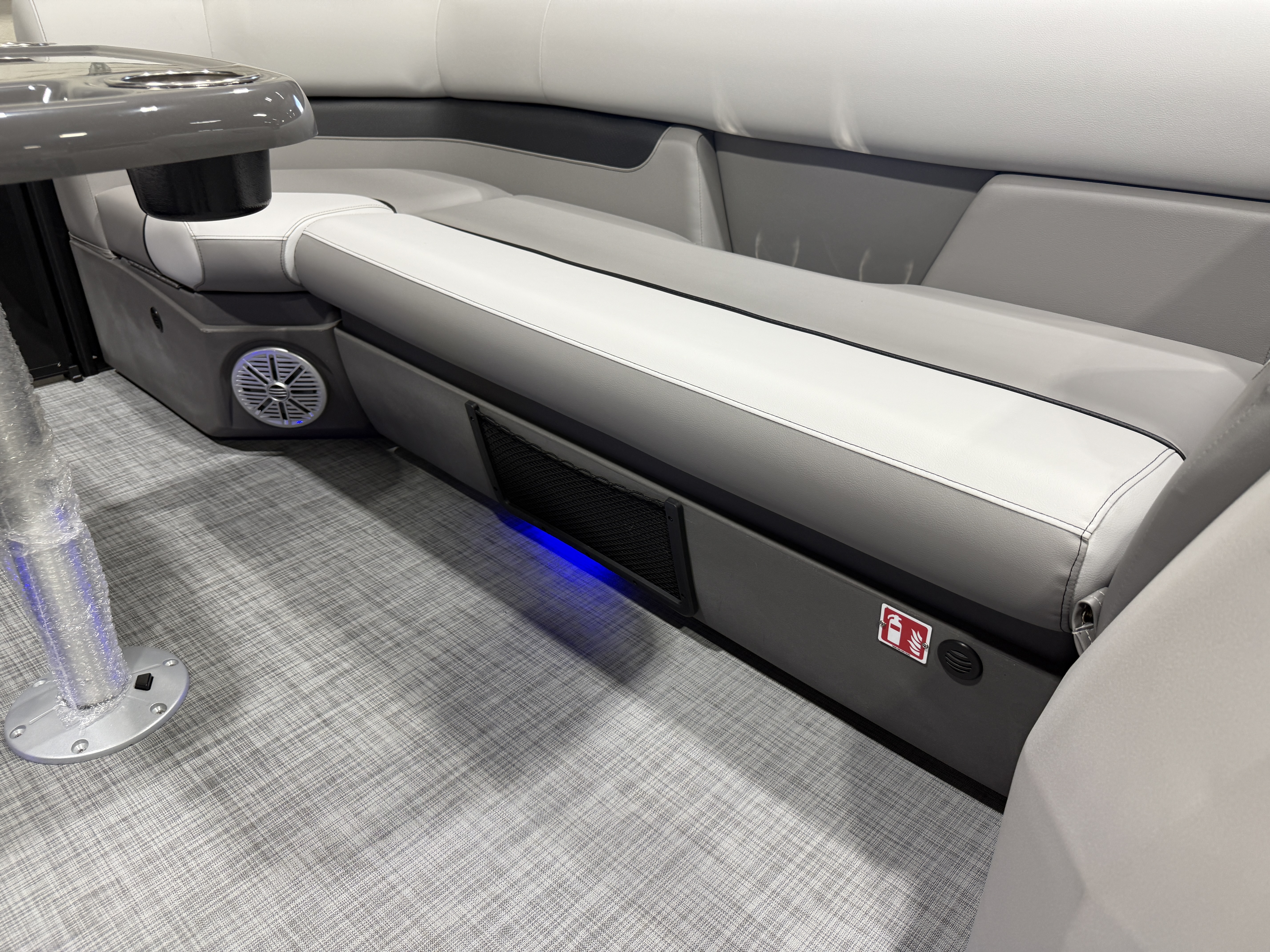2027 Princecraft Vectra 21 Quad Lounge Pontoon $36995