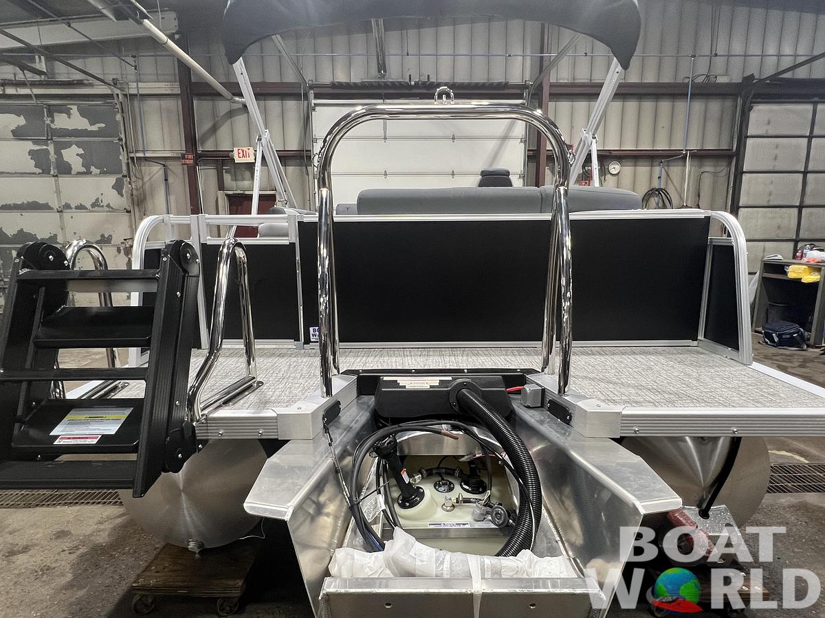 2026 Tahoe Pontoons LTZ 2385 Elite Cruise Tritoon 