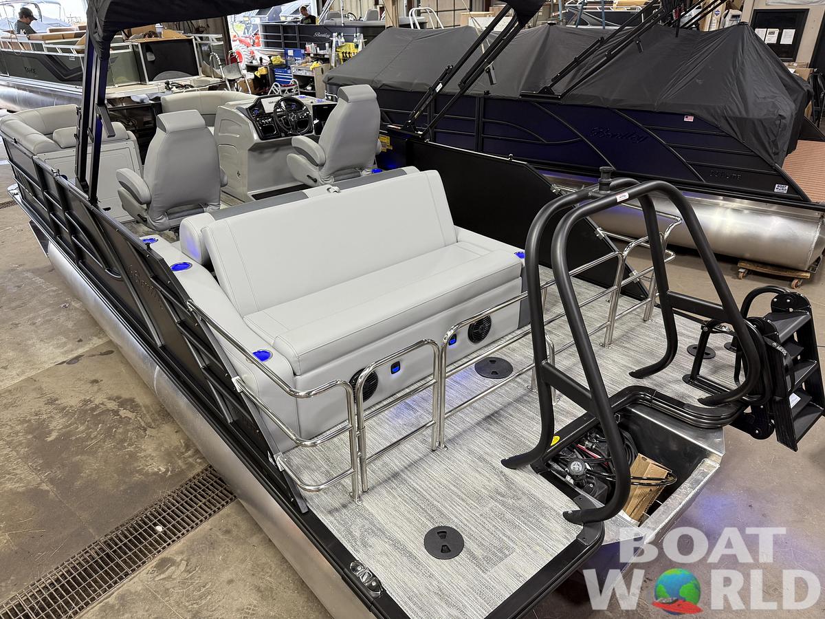 2026 Bentley Pontoons Elite 223 Swingback Tritoon
