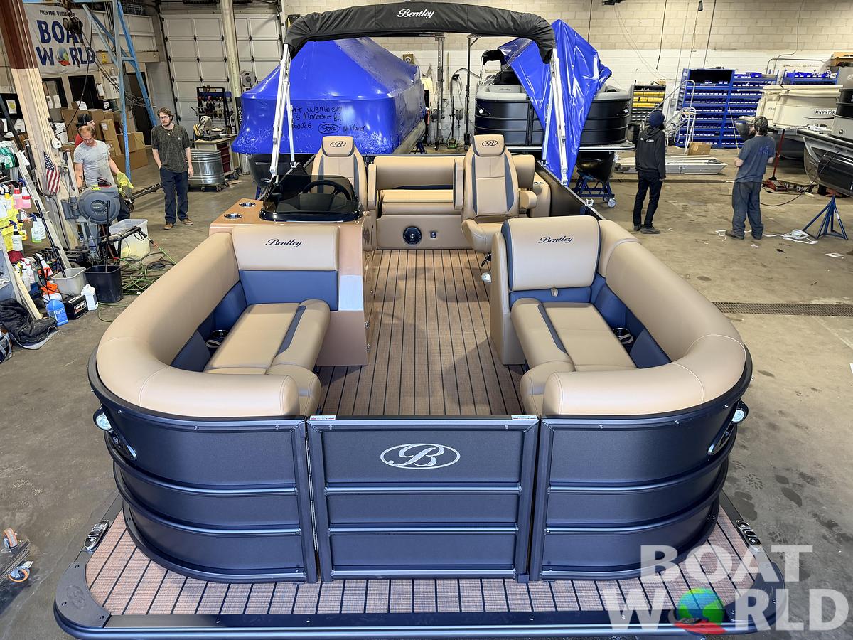 2026 Bentley Legacy 220 Swingback Pontoon $38995