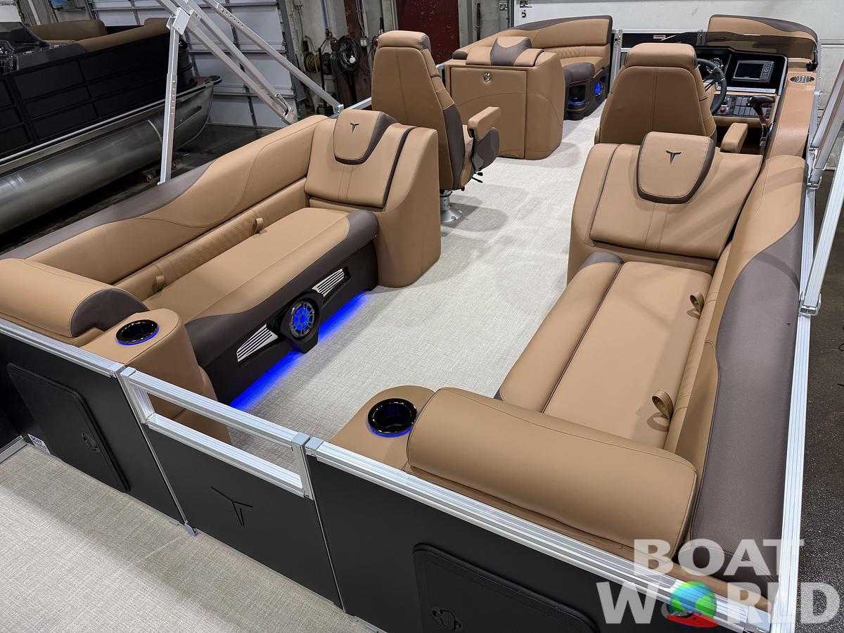 2027 Tahoe LTZ 2385 Quad Lounge & 4-Stroke $42995