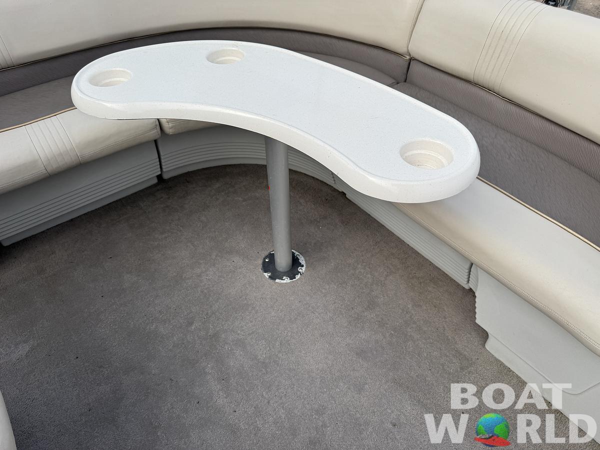 Used 1999 Crestliner 2485 LSI