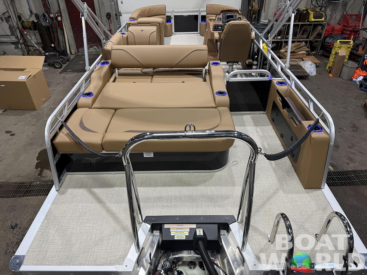 2026 Tahoe Pontoons Sport 2385 Swingback (VRB) Tritoon