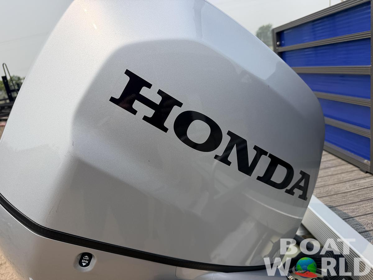 Used 2021 Montego Bay 8522 Fish & Cruise Deluxe Pontoon & 90HP Honda 4Stroke -$29,995