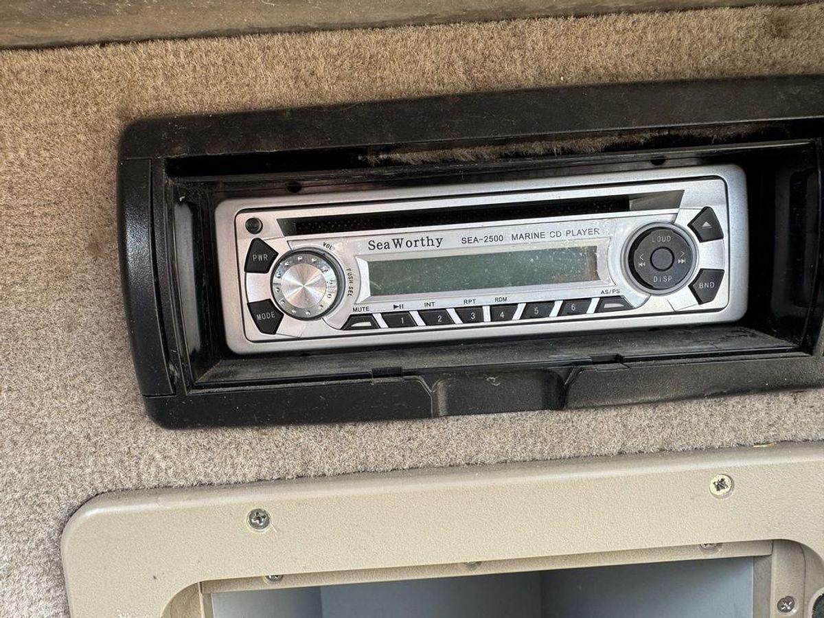 Used 2010 Smoker Craft Pro Mag 182