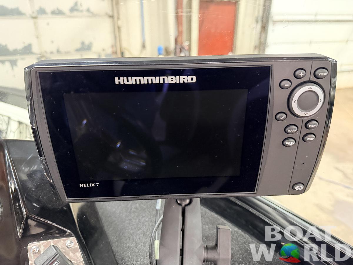 Used 2016 Larson FX 1850 DC Fiberglass Fishing Boat