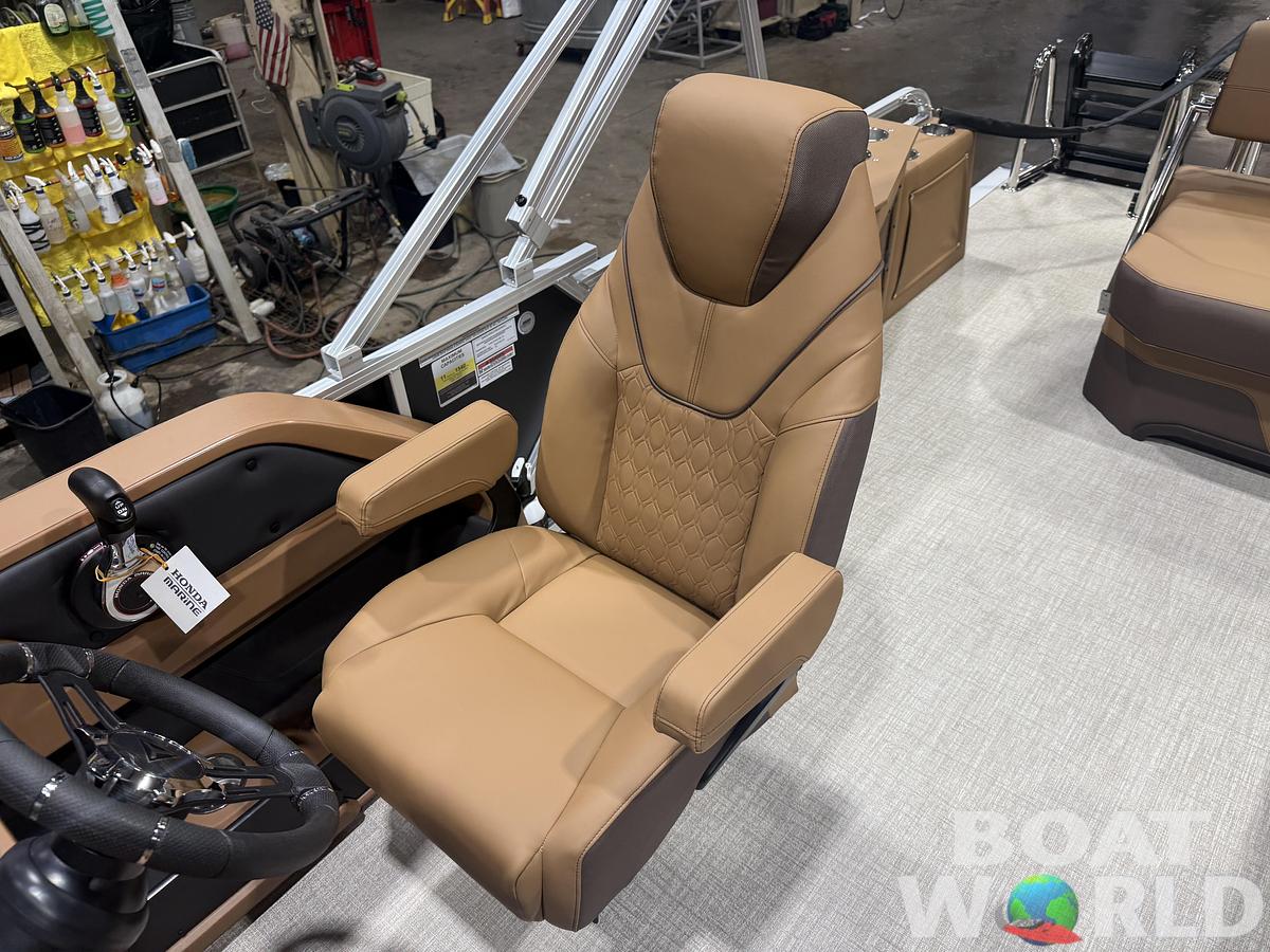 2025 Tahoe Pontoons LTZ 2385 Cruise Rear Bench (CRB) 