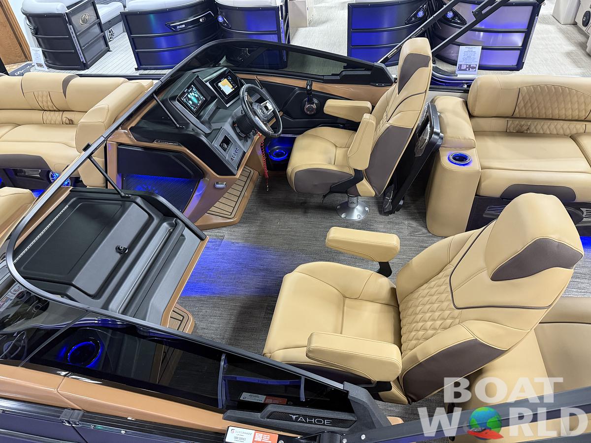 2025 Tahoe Pontoons Cascade 2385 Quad Lounge Shift Windshield Tritoon & 225HP 4-Stroke EFI