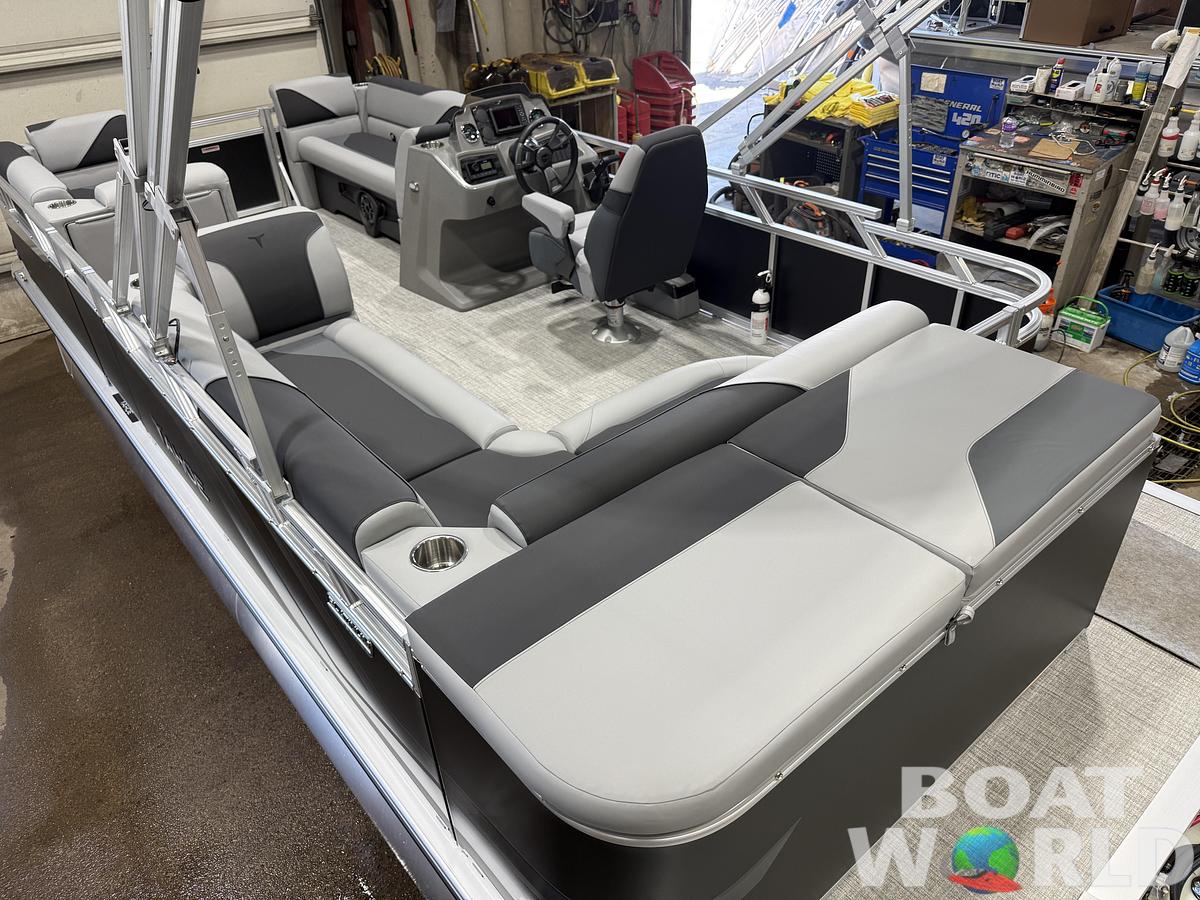 2027 Tahoe Sport 2180 Cruise & 4-Stroke $30995