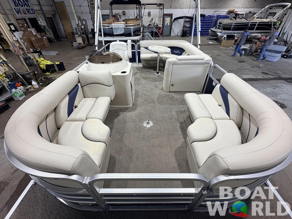 Used 2015 SunChaser 8520 Classic Cruise & 30HP Mercury 4Stroke EFI -$14,995