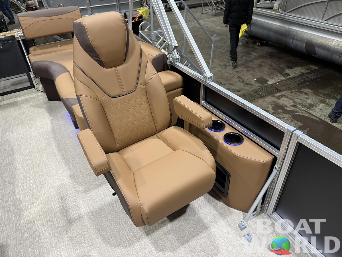 2027 Tahoe LTZ 2385 Quad Lounge Shift SS Tritoon & 4-Stroke Outboard $55995