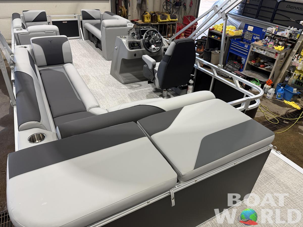2027 Tahoe Sport 2380 Cruise & 4-Stroke $31995