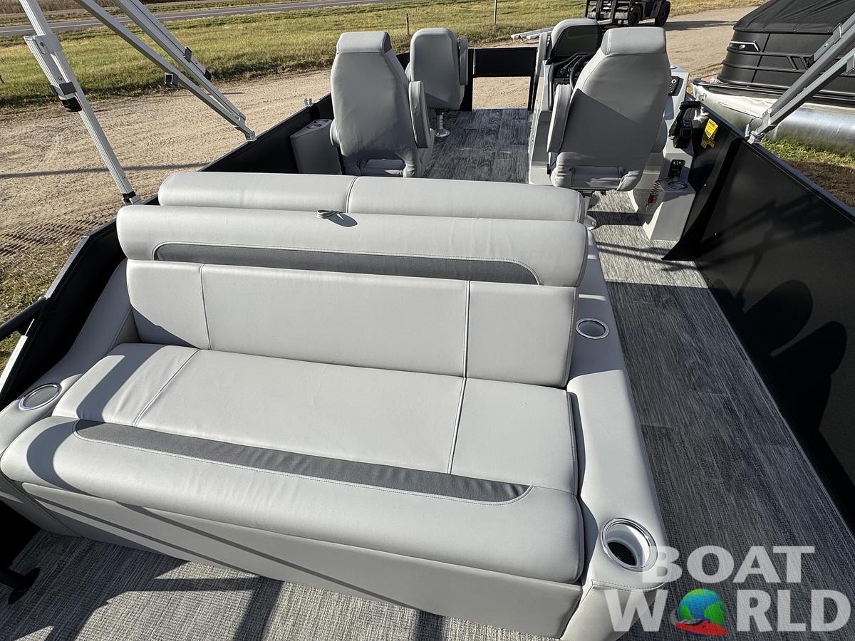 2026 Bentley Pontoons Forward Fish 220 Swingback