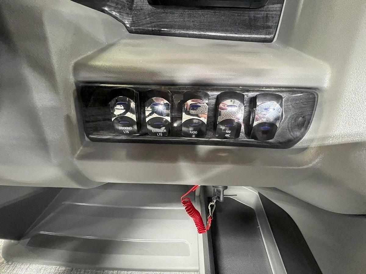 2025 Tahoe Pontoons LTZ 2385 Quad Lounge Shift SS & Honda 4-Stroke EFI