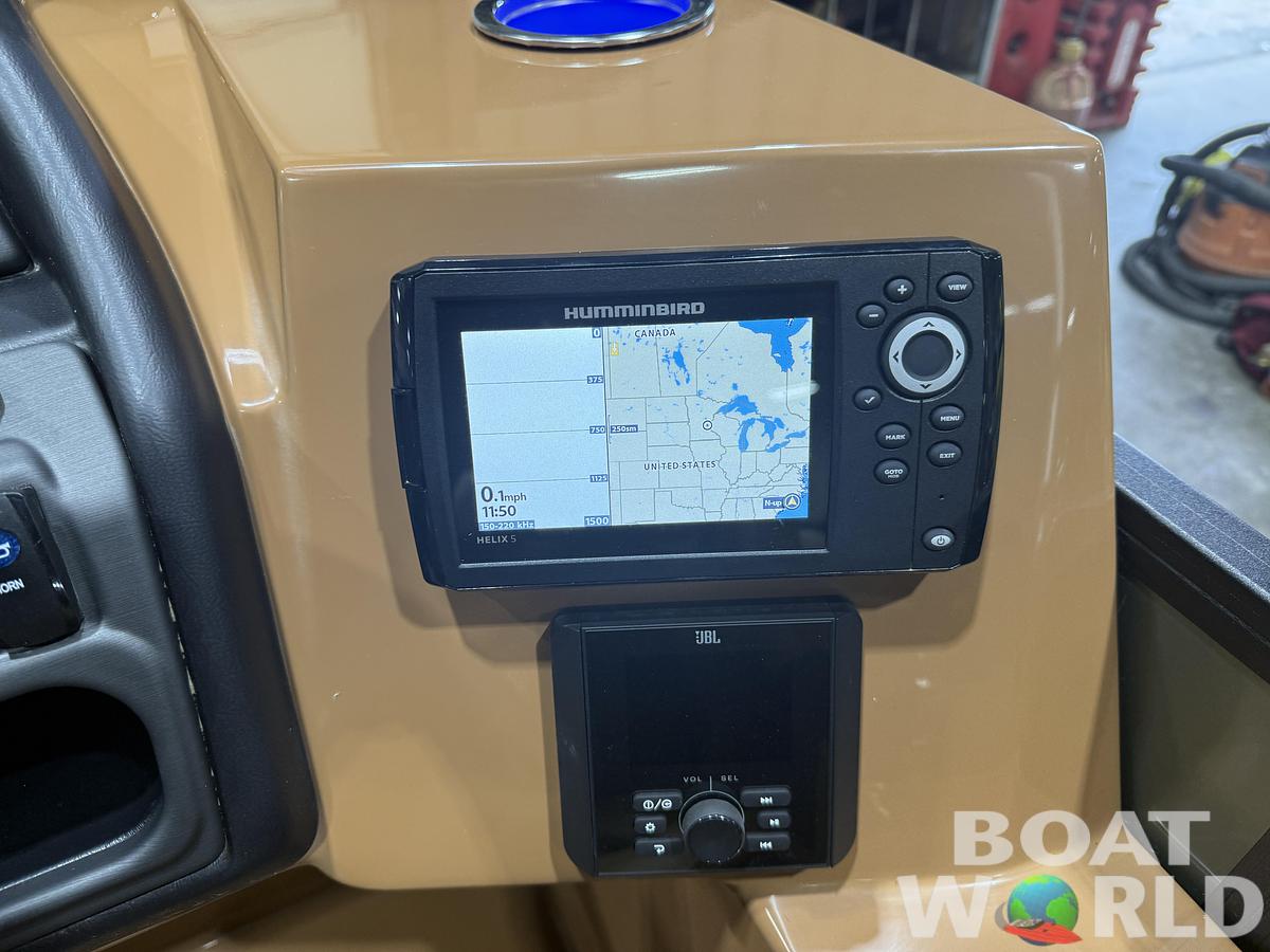 2026 Bentley Legacy 150HP 220 Navigator DL Quad Lounge $49995