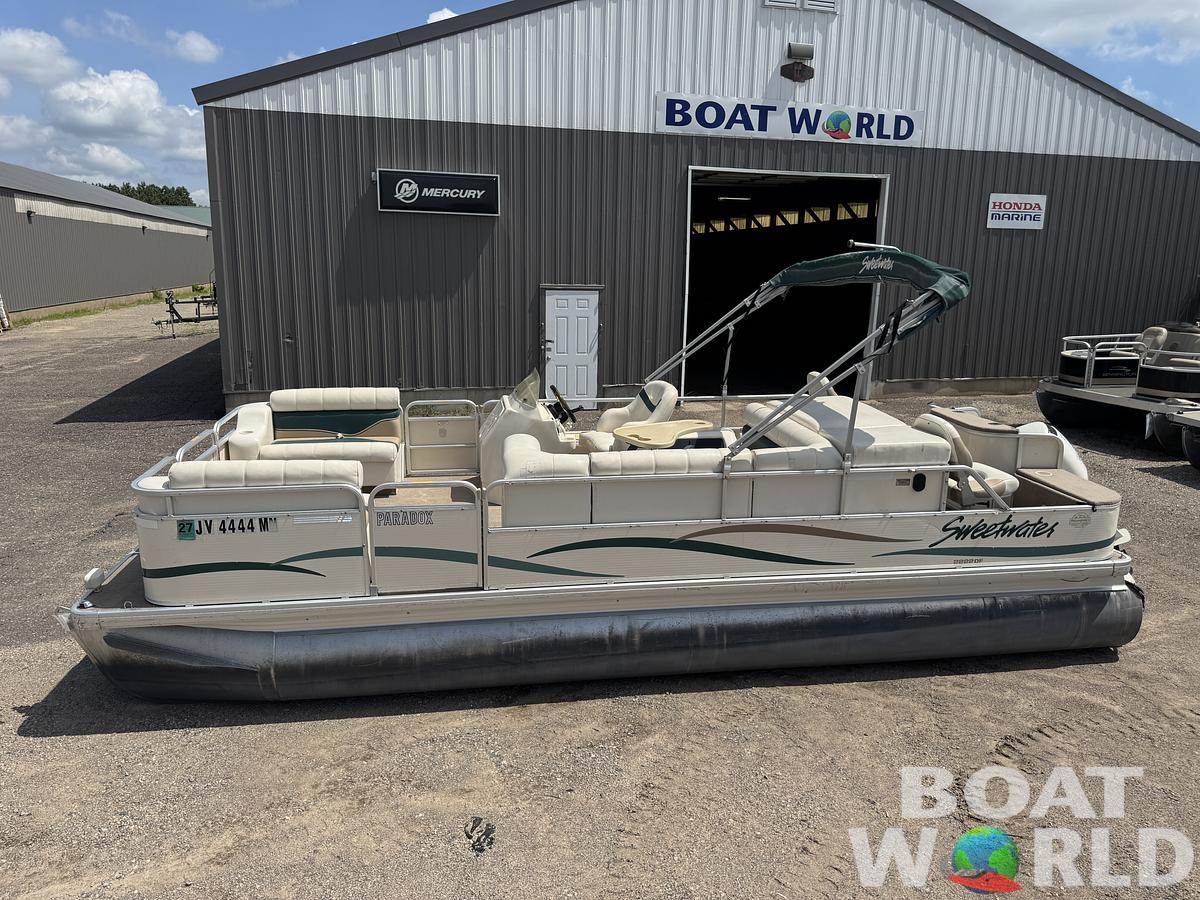Used 2004 Sweetwater 2222 DF Pontoon WITH SEA LEGS