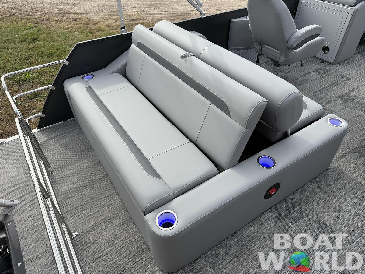 2026 Bentley Pontoons Legacy 200 Swingback Pontoon