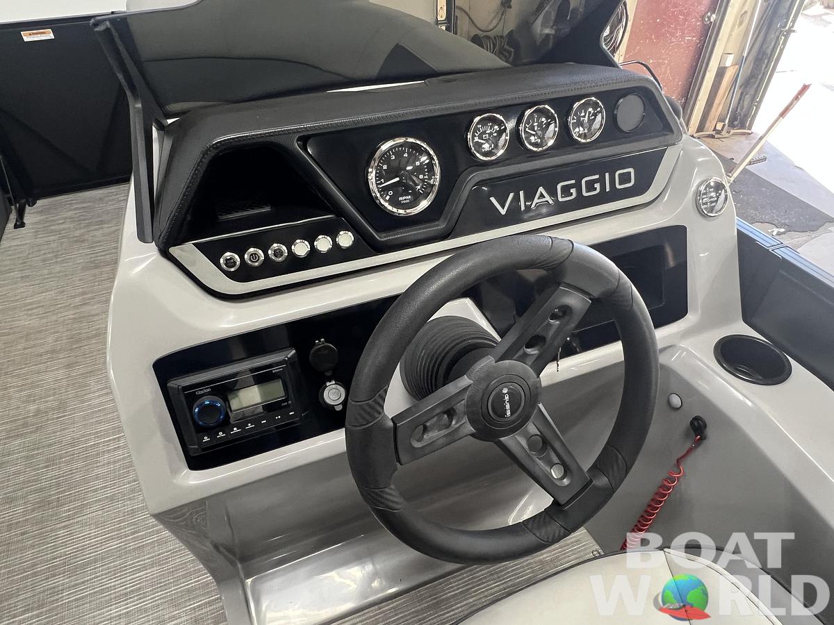 Used 2024 Viaggio Lago V16U & 60HP Suzuki 4Stroke -$24,995