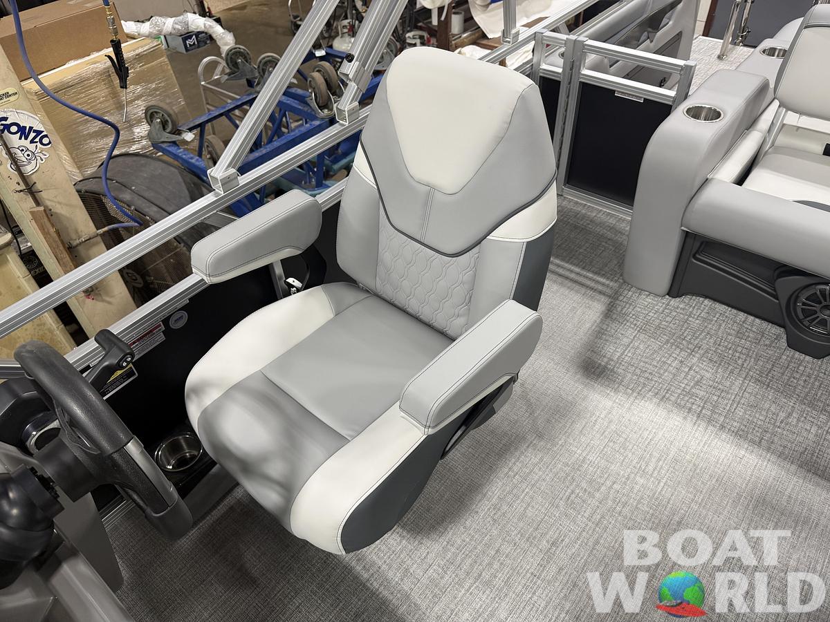 2026 Tahoe Pontoons Sport 2180 Swingback (VRB) 