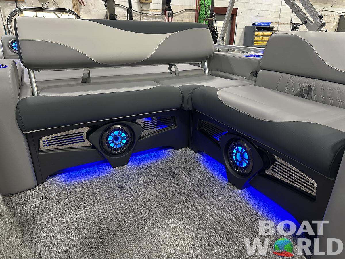 2025 Tahoe Pontoons LTZ 2385 Swingback (VRL) Tritoon & Honda 4-Stroke EFI
