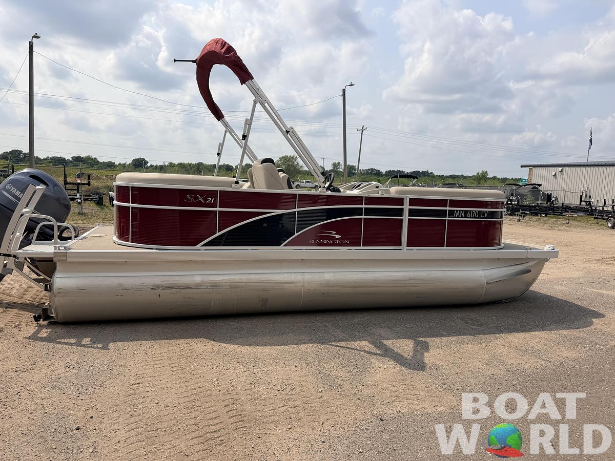 Used 2019 Bennington 21 SX Quad Lounge & Yamaha 90HP 4Stroke -$29,995