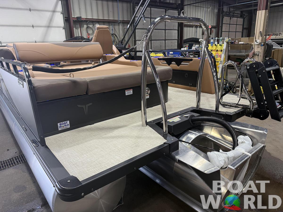2027 Tahoe LTZ 300HP VRB 2585 Swingback Tritoon $74,995