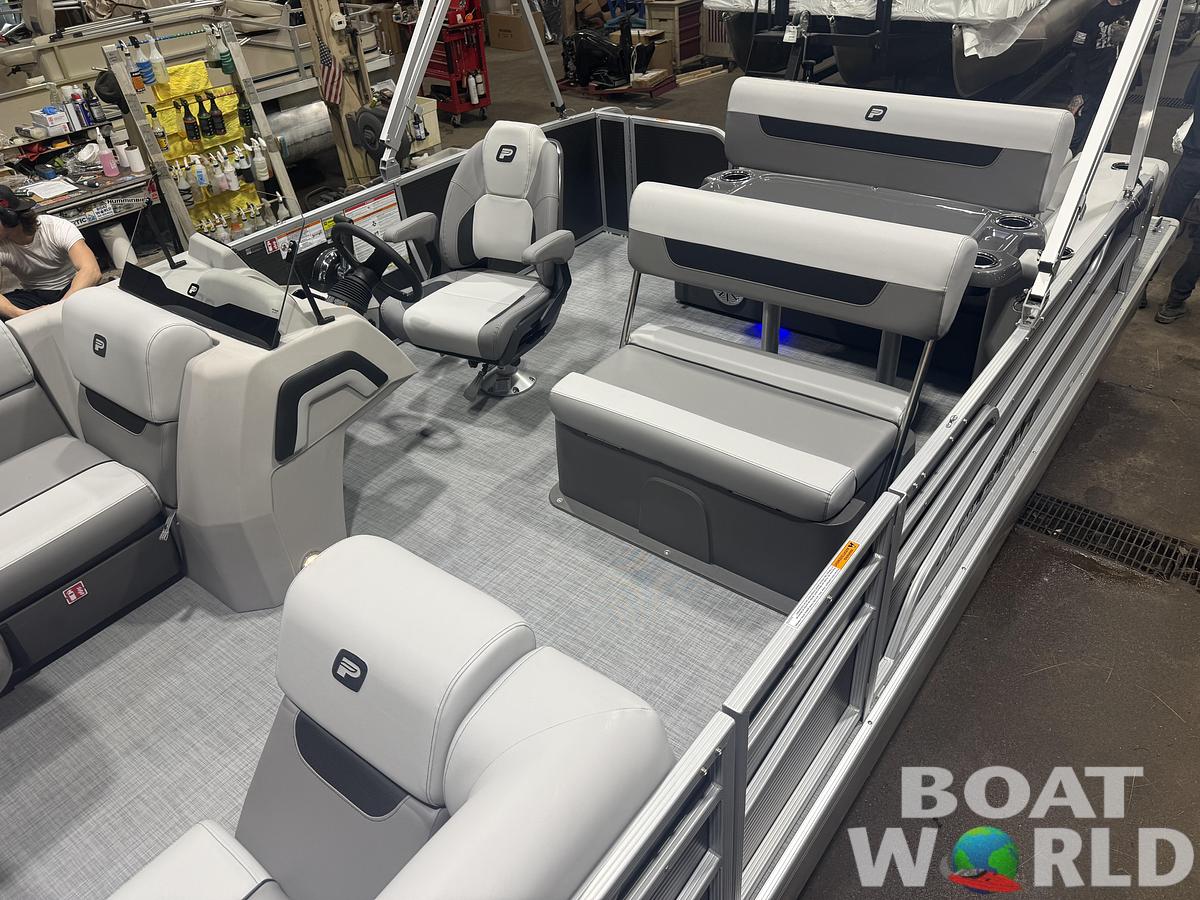 2026 Princecraft Vectra 23 RL Dinette Swingback Pontoon