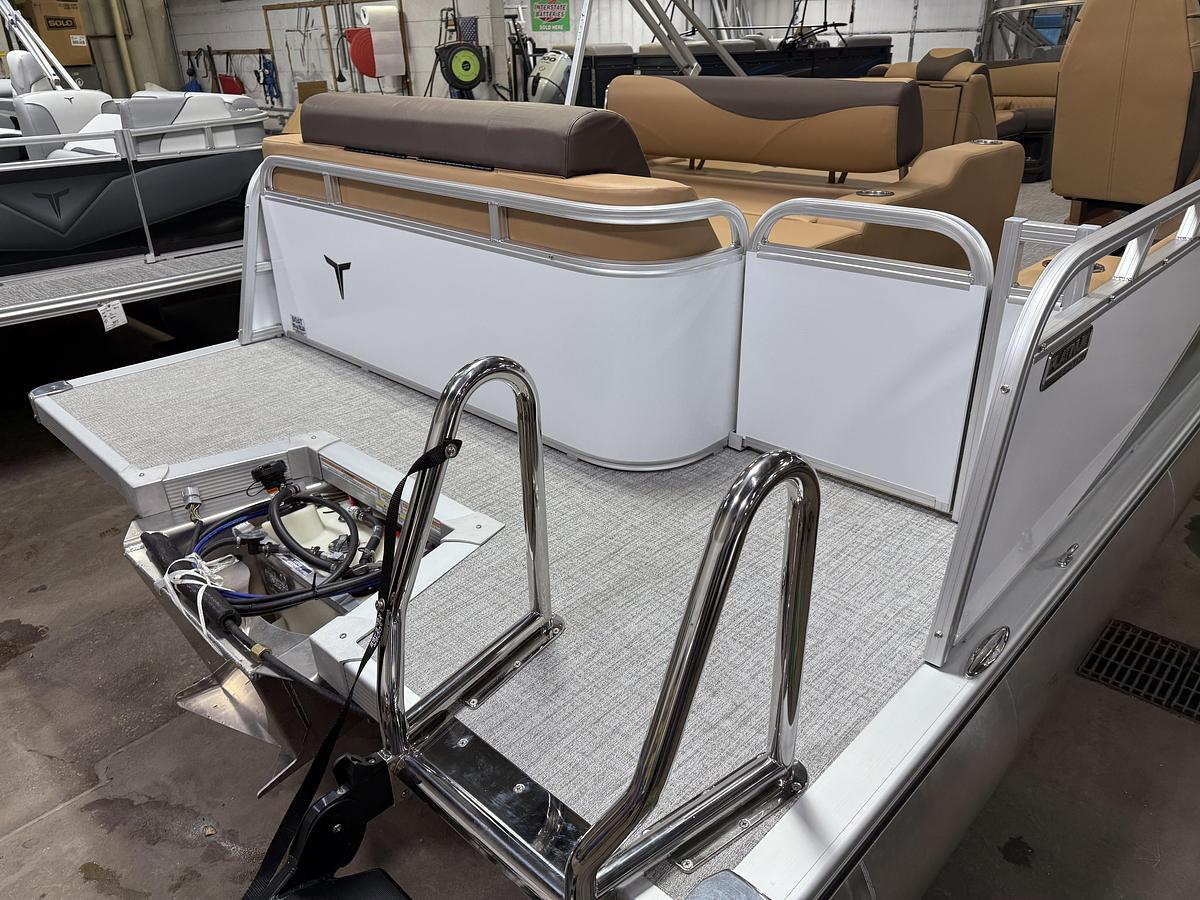2025 Tahoe Pontoons LTZ 2385 Swingback (VRL) & Honda 4-Stroke EFI