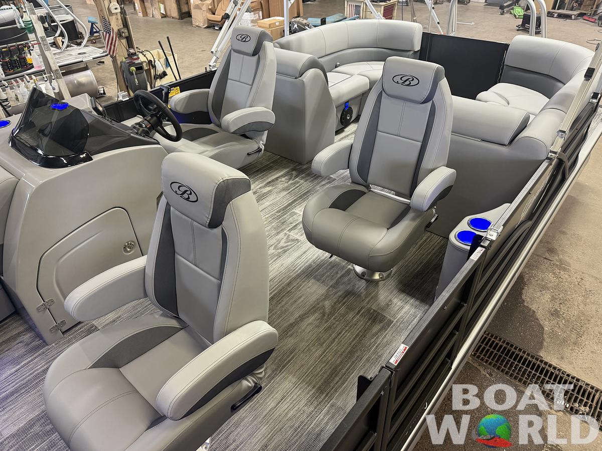2026 Bentley Pontoons Legacy 220 Navigator DL Quad Lounge
