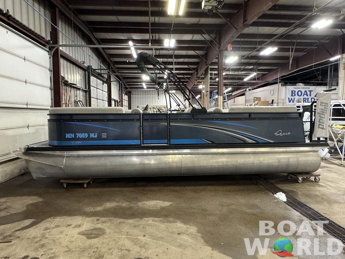 Used 2023 Qwest Pontoons 822 E-Class RLS LT Pontoon