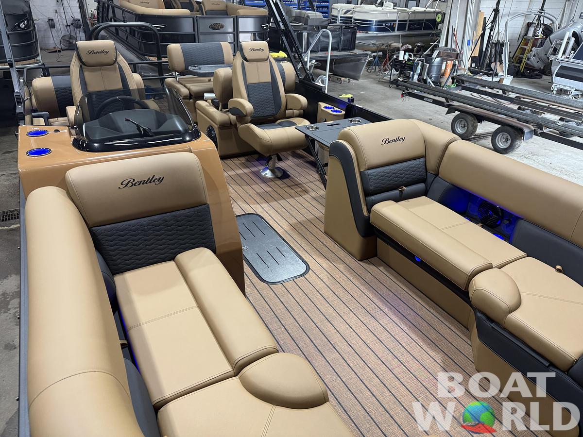 2026 Bentley Elite 223 Quad Swingback QSB Tritoon $64995