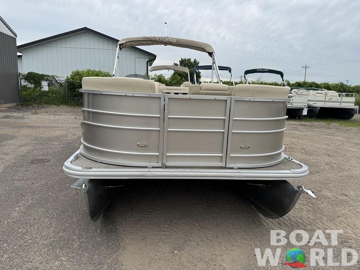 Used 2017 Sylvan 820 Cruise-n-Fish Pontoon
