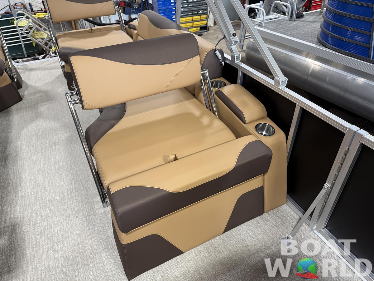 2025 Tahoe Pontoons LTZ 2385 Quad Lounge Shift Flip & Honda 4-Stroke EFI