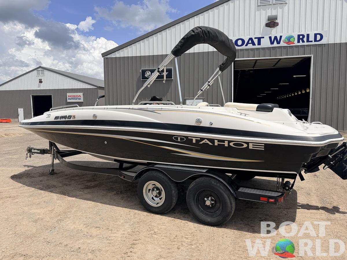 Used 2011 Tahoe 215 Xi Deck Boat & 220HP Mercruiser V8 -$17,995