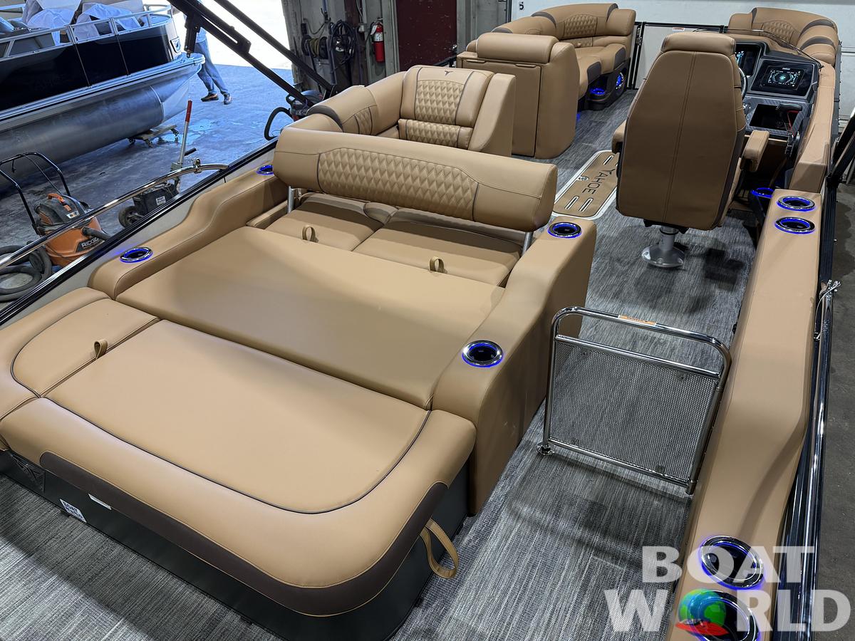 2026 Tahoe Pontoons Cascade 2385 Swingback (VRB) Tritoon 