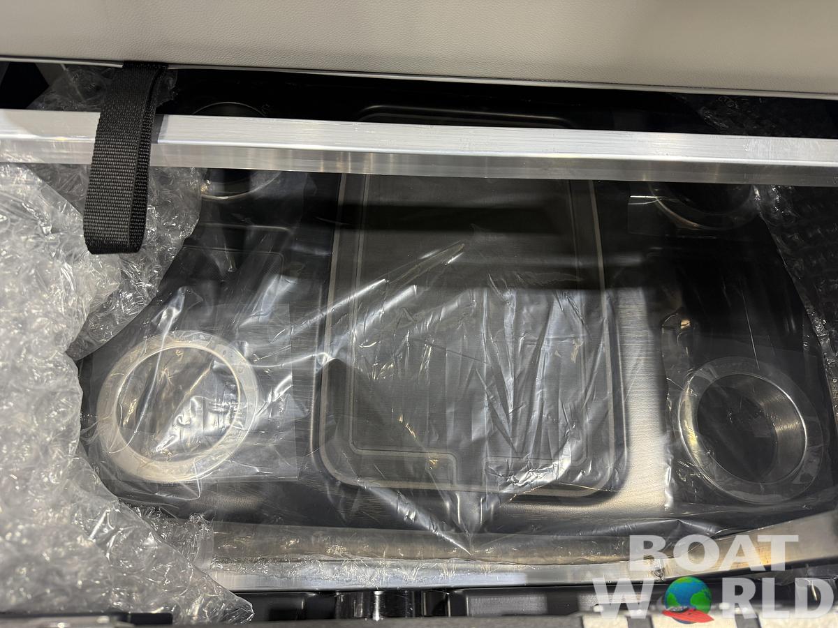 2026 Tahoe Pontoons Sport 2185 Swingback (VRB) 