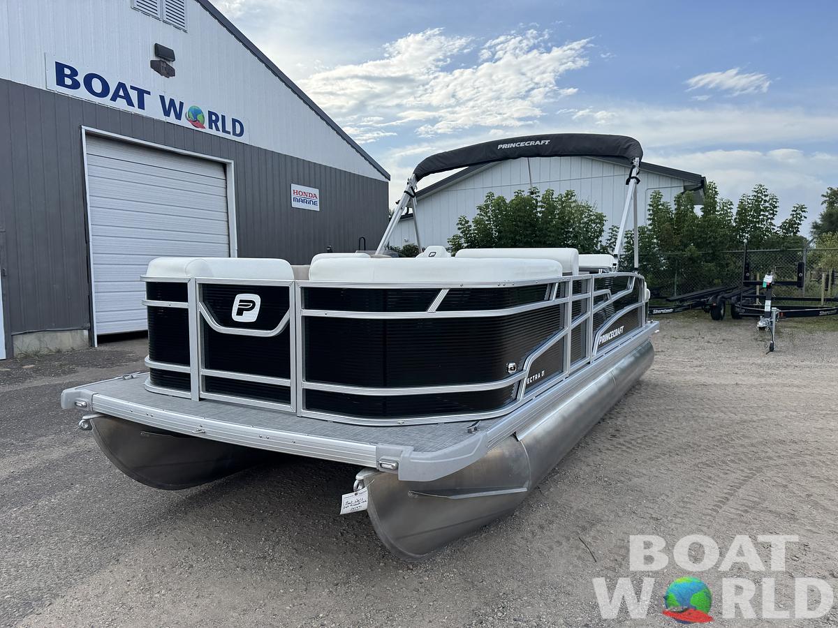 Used 2024 Princecraft Vectra 21 RL Dinette Swingback Pontoon