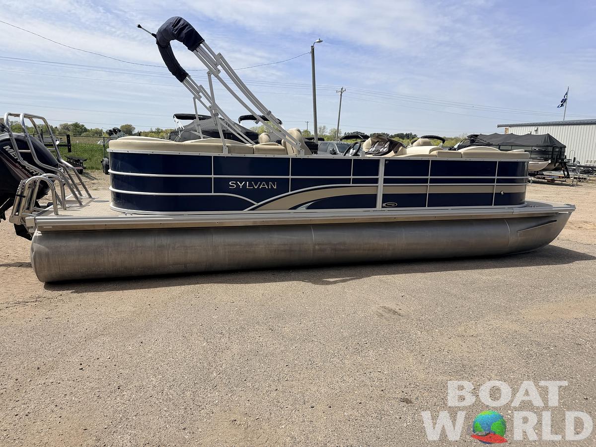 Used 2016 Sylvan Mirage 8524 LE & 150HP Mercury 4Stroke - $29,995