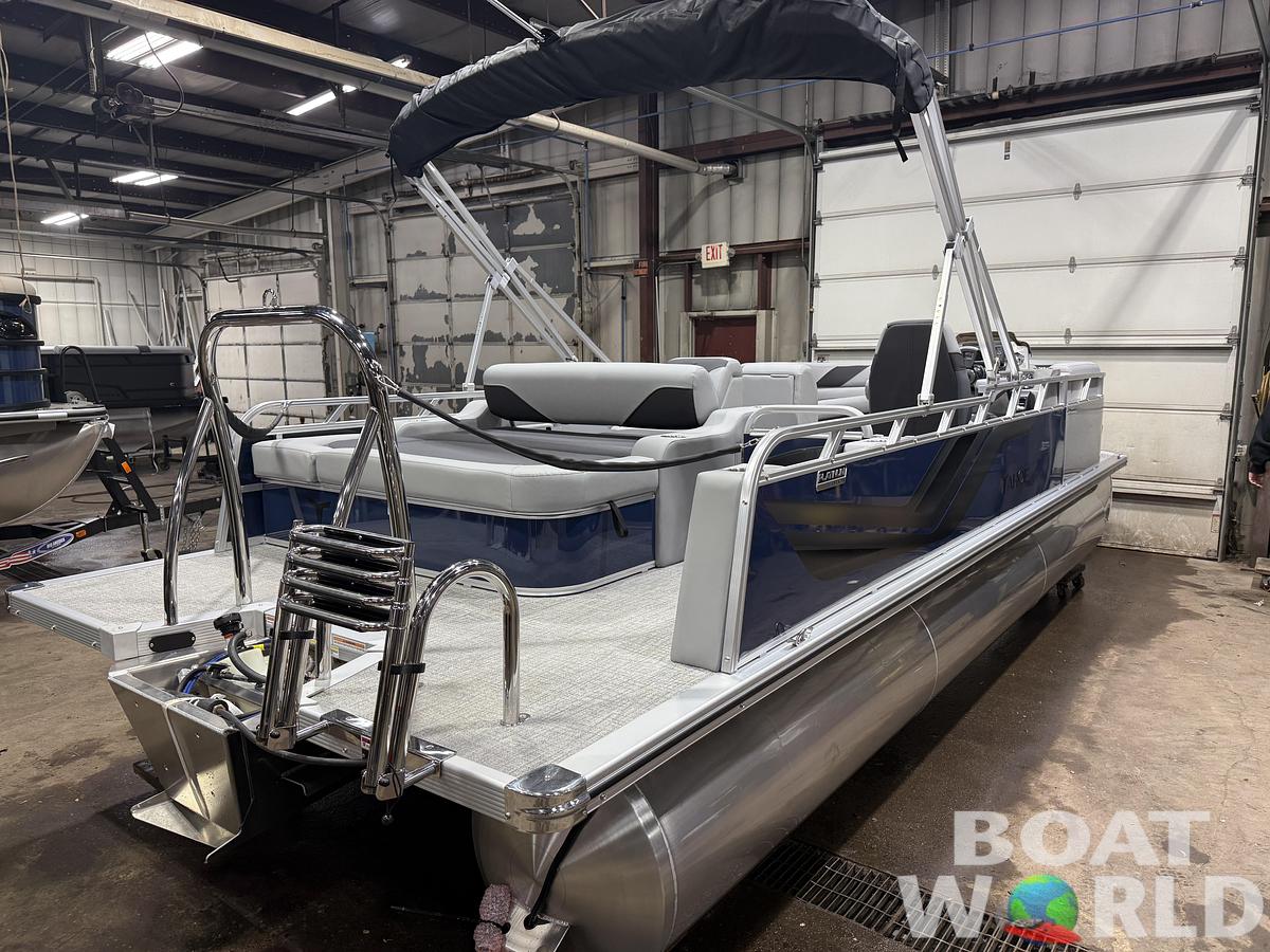 2026 Tahoe Sport VRB 2385 Swingback & 4-Stroke $34995