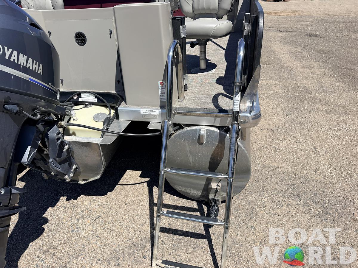 Used 2016 Premier 220 Explorer